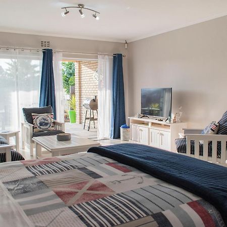 Settle Inn Self Catering Units 콜체스터 외부 사진