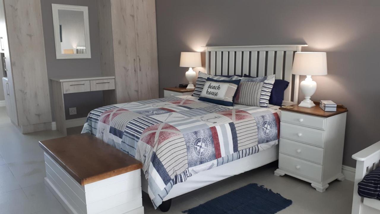 Settle Inn Self Catering Units 콜체스터 외부 사진