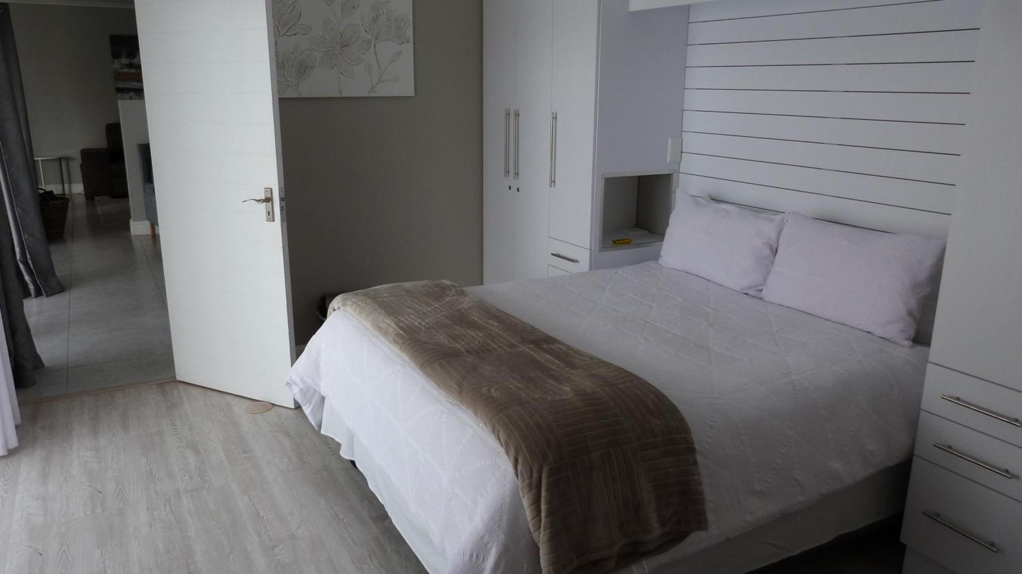 Settle Inn Self Catering Units 콜체스터 외부 사진