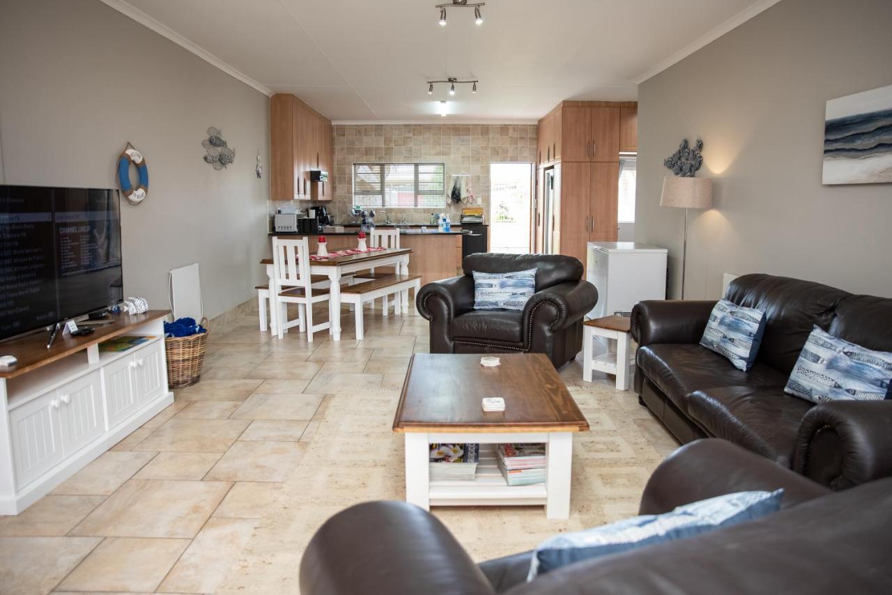 Settle Inn Self Catering Units 콜체스터 외부 사진