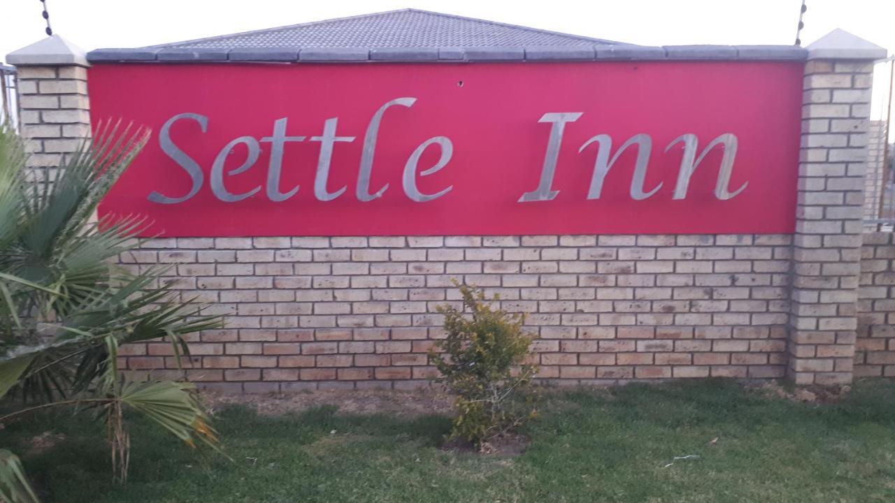 Settle Inn Self Catering Units 콜체스터 외부 사진